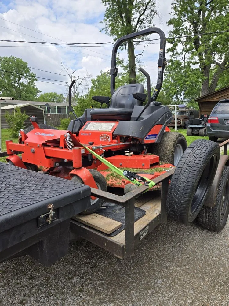 Top-rated yard cleanup service experts serving Beckemeyer, IL - Conrads Cuts