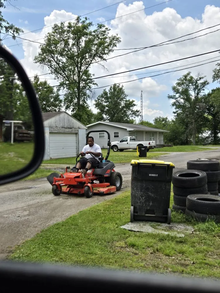 Local residential landscaping in Beckemeyer, IL by Conrads Cuts