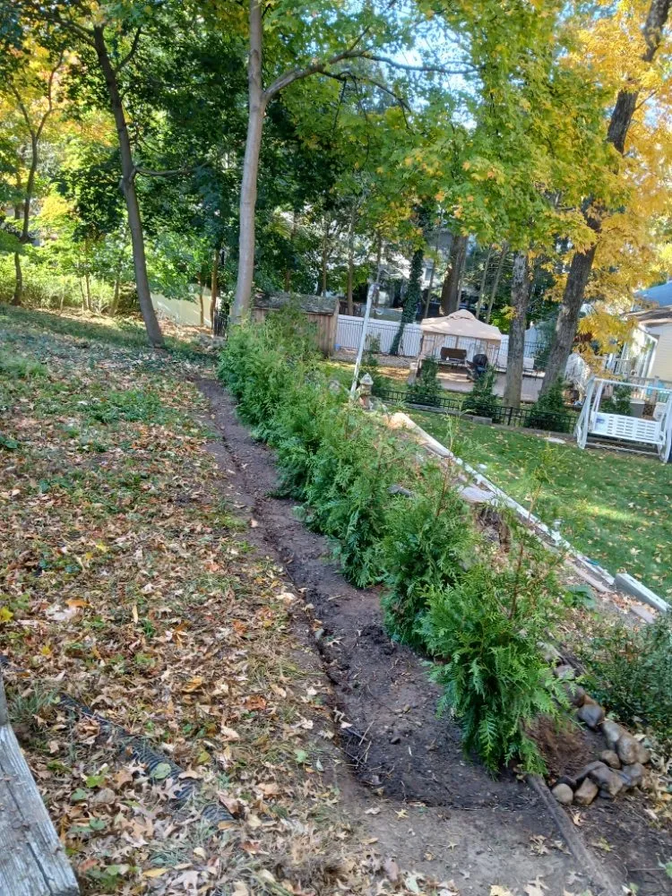 Affordable lawn care service for homes across Oakland, NJ - Constanza Landscaping