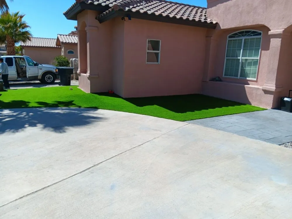 Custom landscaping services in Socorro, TX by Construction Hernandez