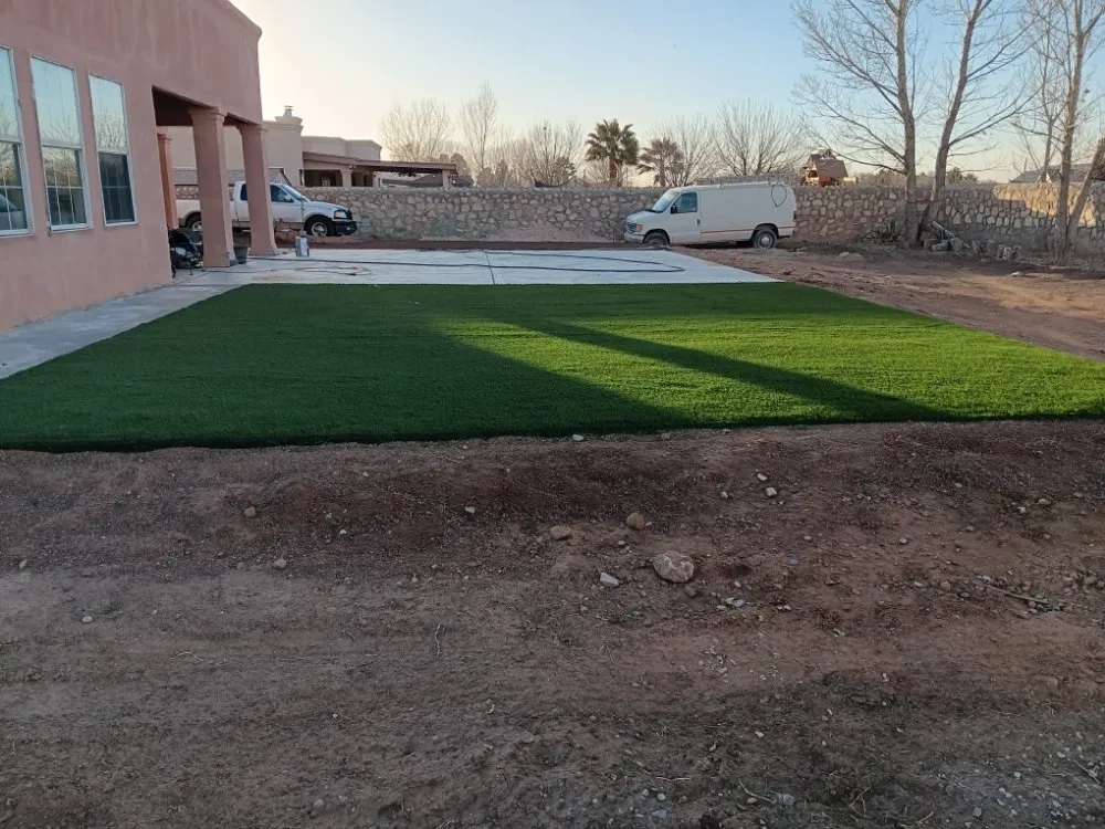 Affordable yard maintenance with custom design in Socorro, TX by Construction Hernandez