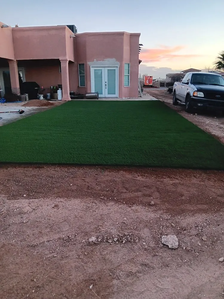 Local yard cleanup service in Socorro, TX by Construction Hernandez