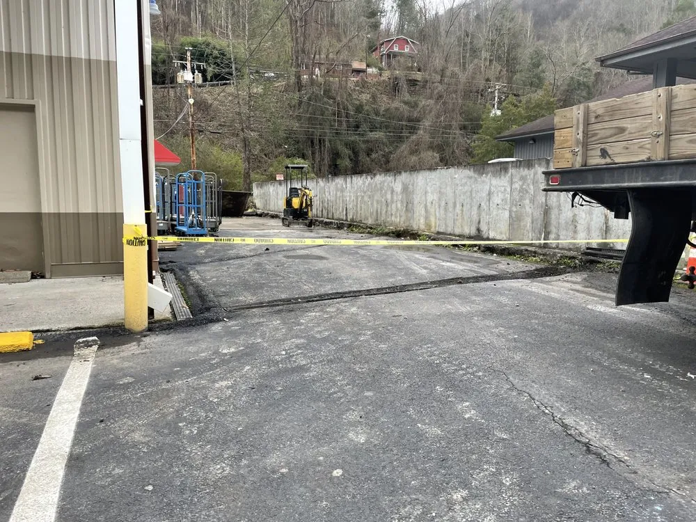 Custom yard cleanup service in Grundy, VA by Construction One