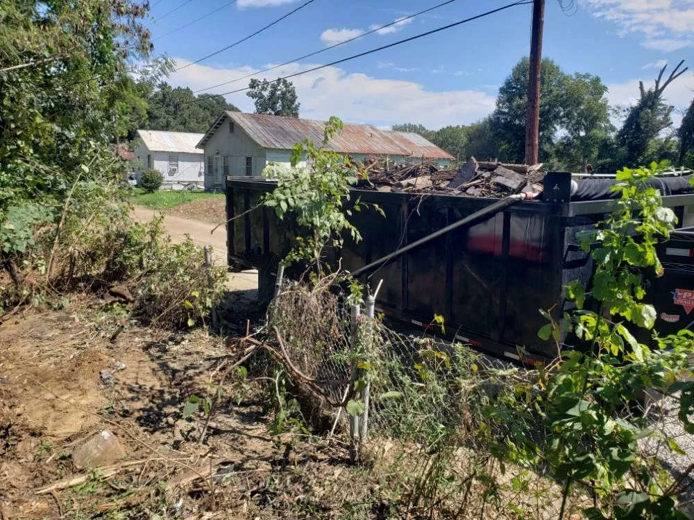 Custom yard cleanup service in Saint Francisville, LA by Construction Outfitters