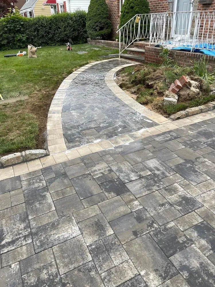 Top-rated residential landscaping for year-round maintenance across Brentwood, NY - Constructive Greens