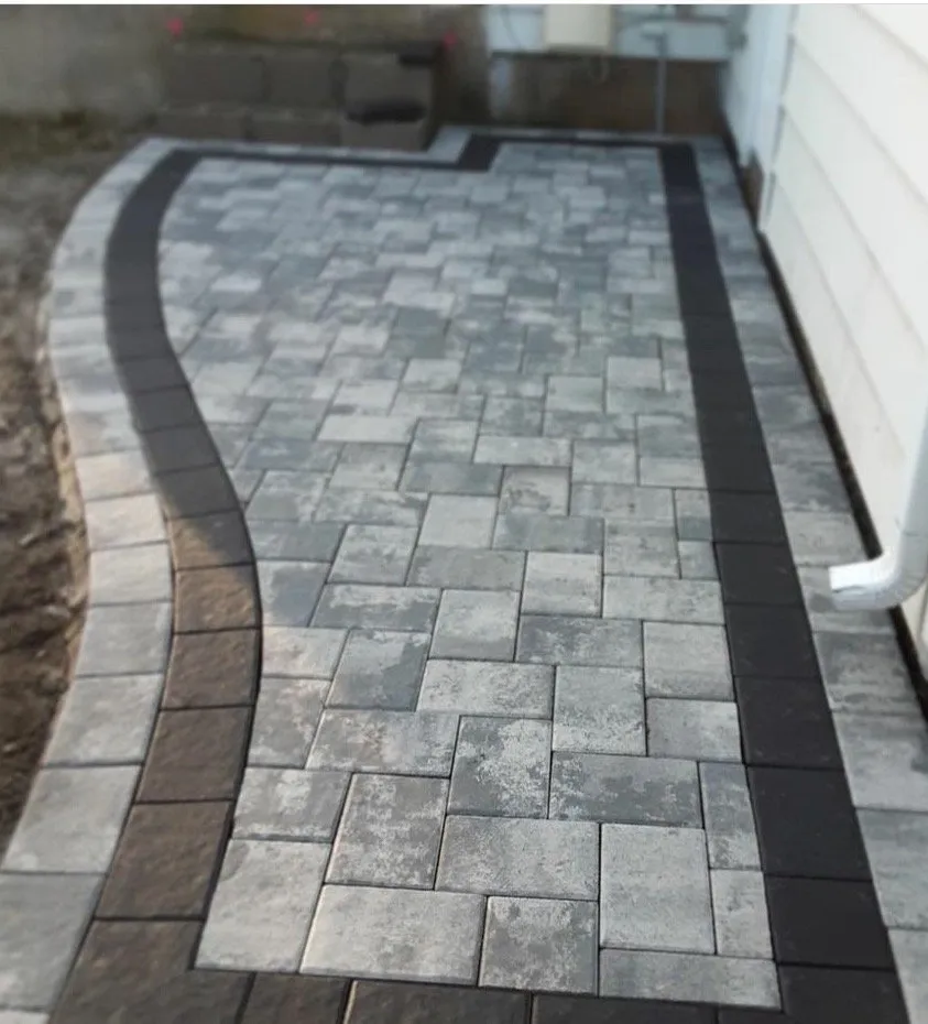 Custom lawn mowing service in Brentwood, NY - Constructive Greens