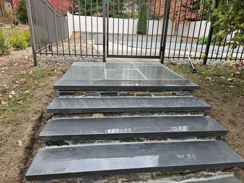 Affordable residential landscaping for beautiful yards in Hartford, CT by Construlopez Landscaping & Masonry