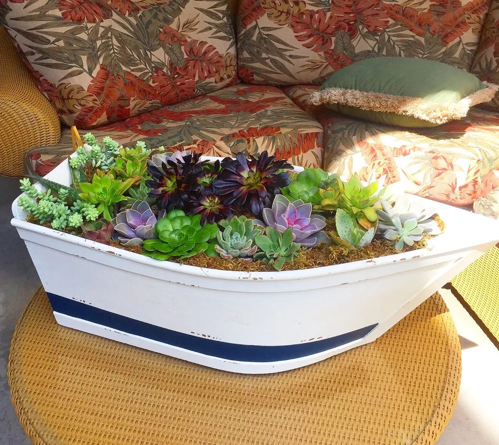 Expert yard maintenance in Glendale, CA - Contained Bliss