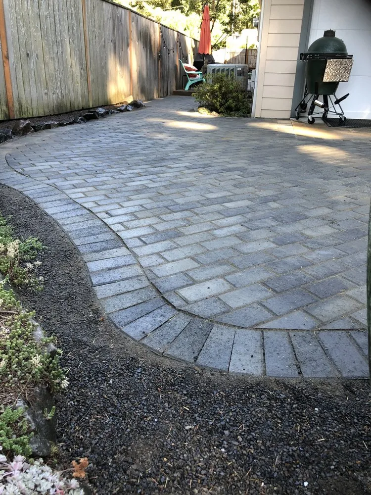 Trusted yard cleanup service for residential properties across Battle Ground, WA - Continuum Landscape and Design