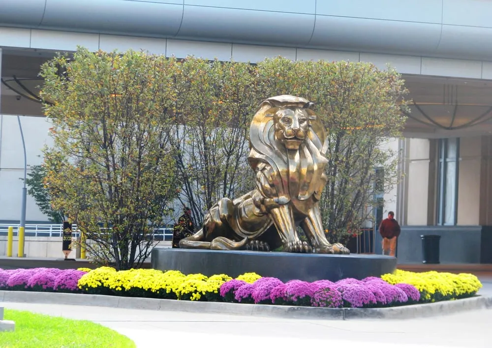 Local landscape installation for homes across Southfield, MI - Continuum Services