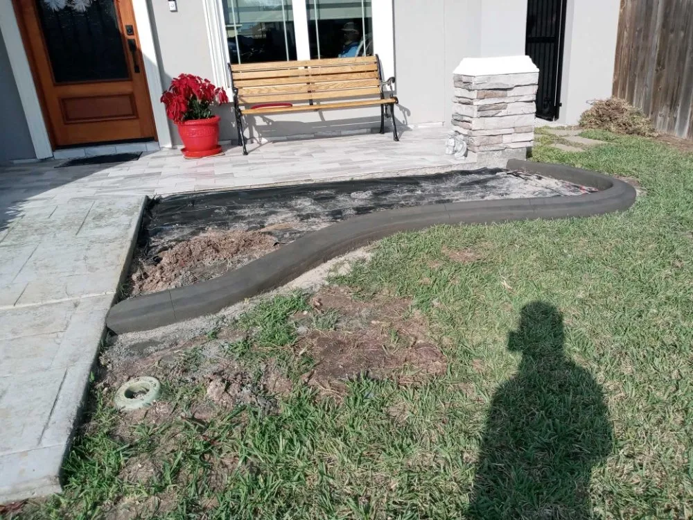 Top-rated garden landscaping experts serving McAllen, TX - Contour Curbs