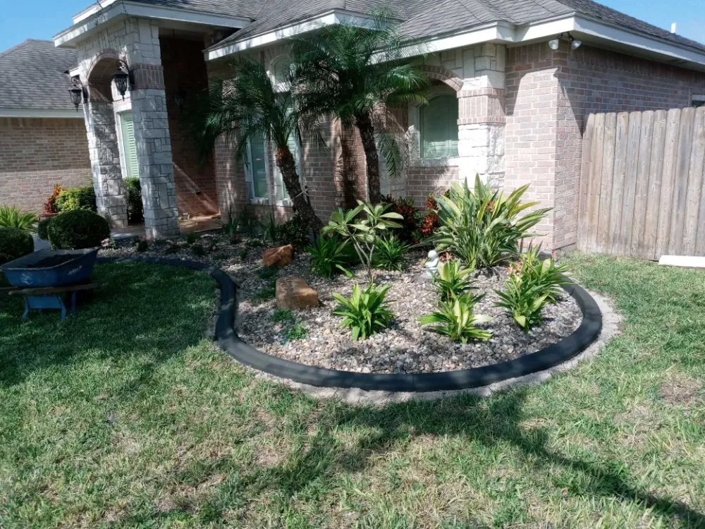 Local landscape design for homes in McAllen, TX by Contour Curbs
