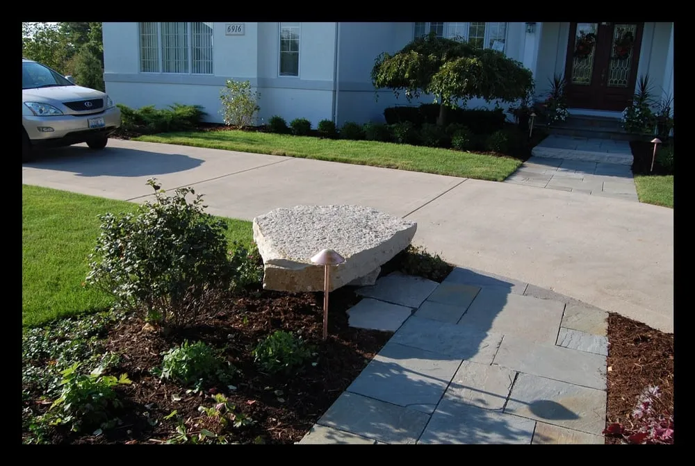 Custom outdoor landscaping in Skokie, IL by Contour Landscaping