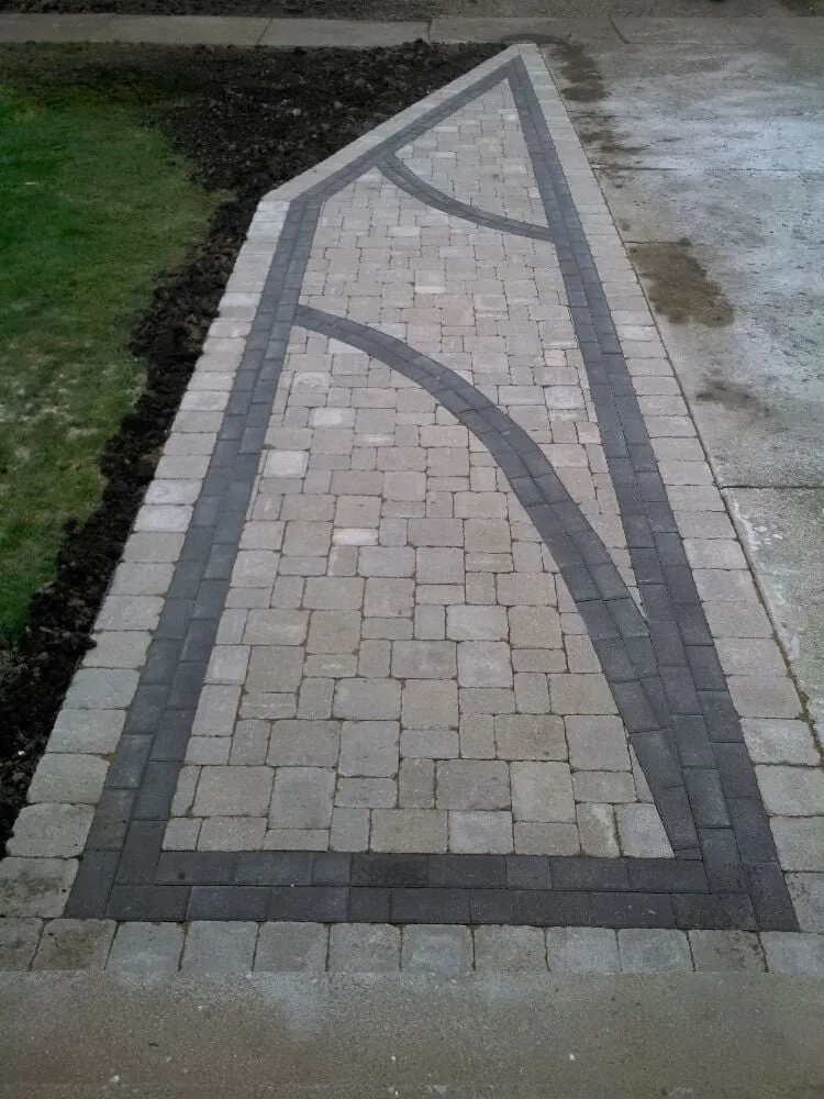 Expert landscape design experts serving Lake Villa, IL - Contracted Service