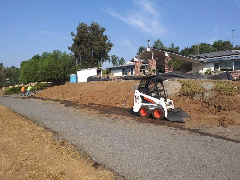 Reliable yard cleanup service in El Cajon, CA by Contreras Landscape