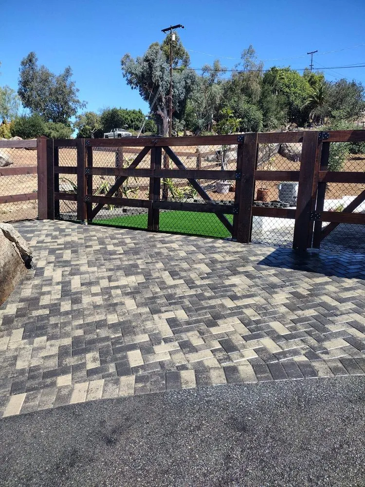 Trusted yard maintenance for homes across El Cajon, CA - Contreras Landscape