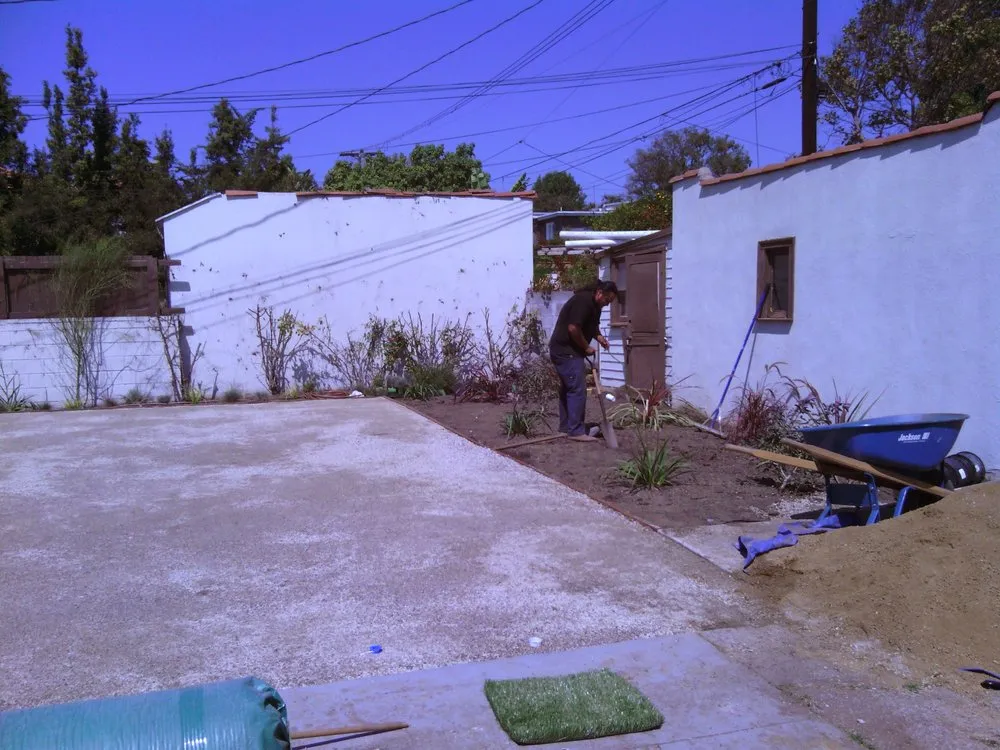 Custom outdoor landscaping experts serving Fresno, CA - Contreras Lawn Care