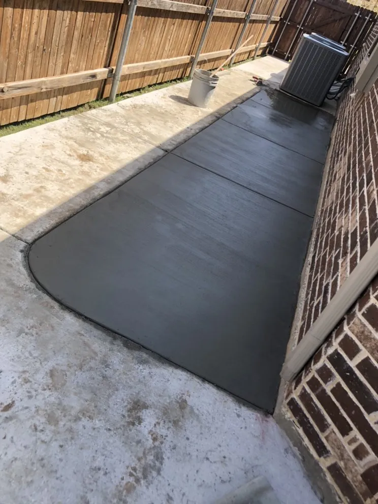 Professional outdoor landscaping experts serving Fort Worth, TX - Contreras Stone