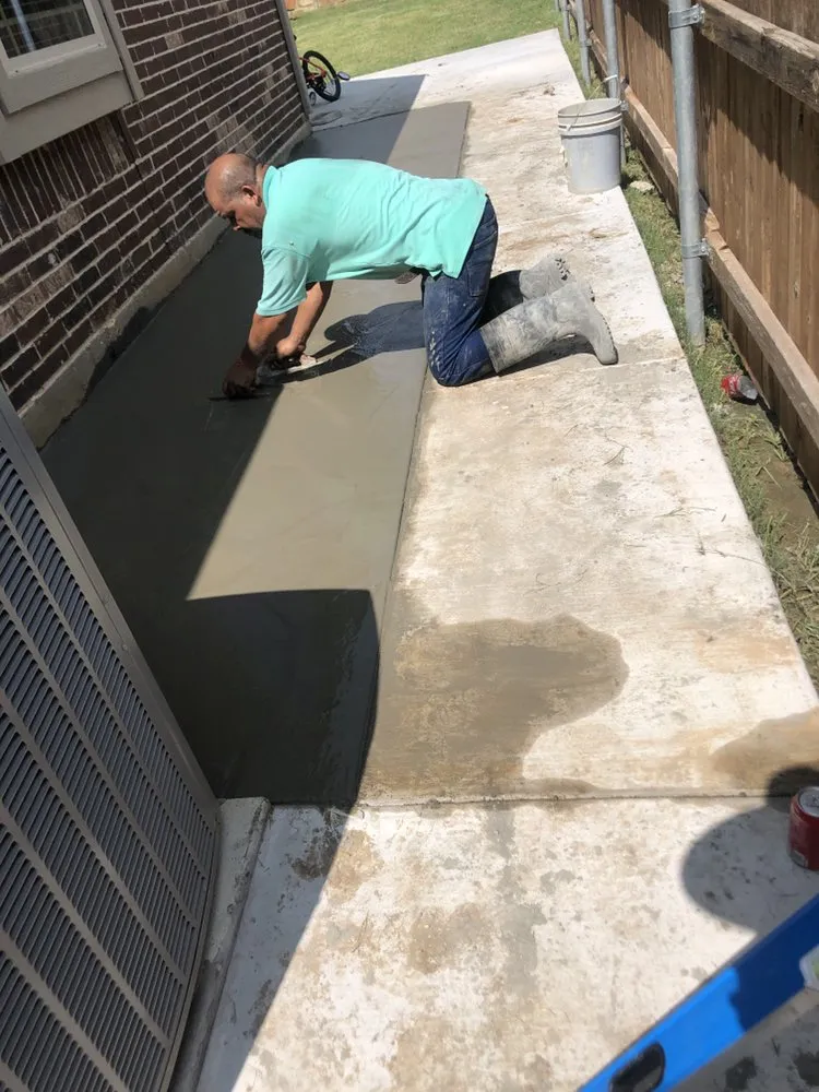 Expert landscaping services experts serving Fort Worth, TX - Contreras Stone