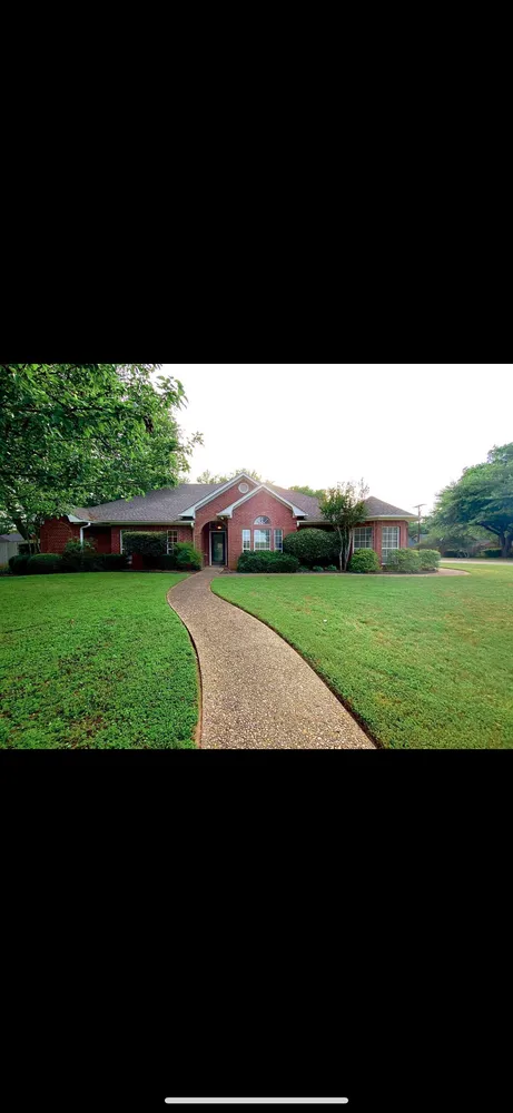 Affordable residential landscaping in Athens, TX - Convenient Cuts Lawn Care