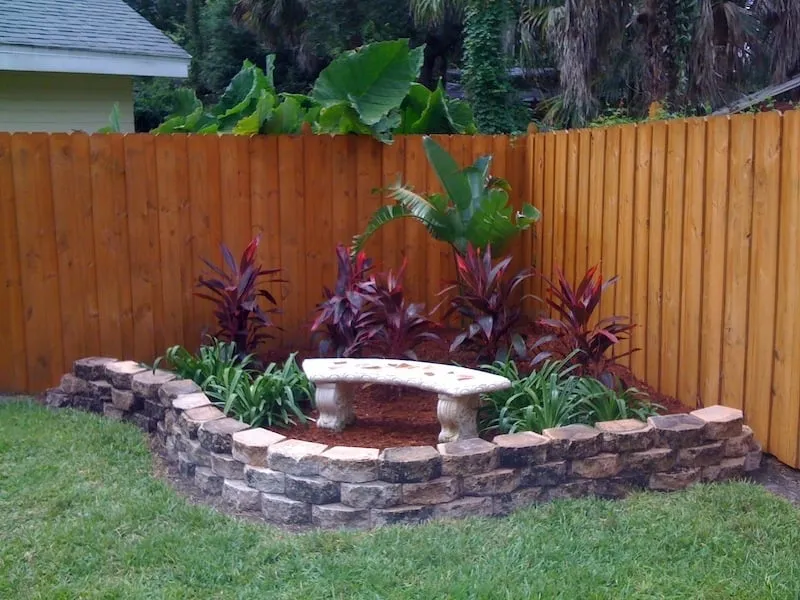 Affordable lawn care service in Orlando, FL by Conway Lawn and Landscape