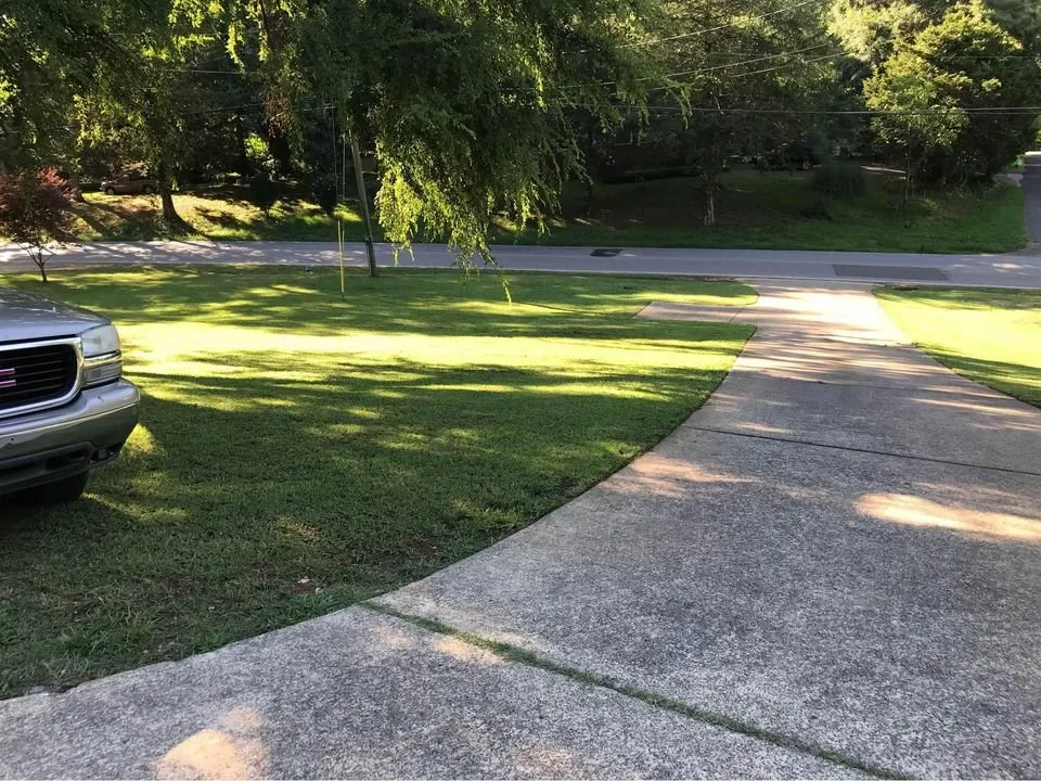 Local landscaping services in Chelsea, AL by Conway Lawn Services