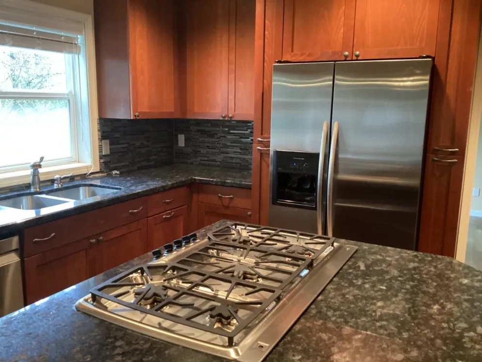 Local landscape installation experts serving Aurora, OR - Cony's Cleaning Service