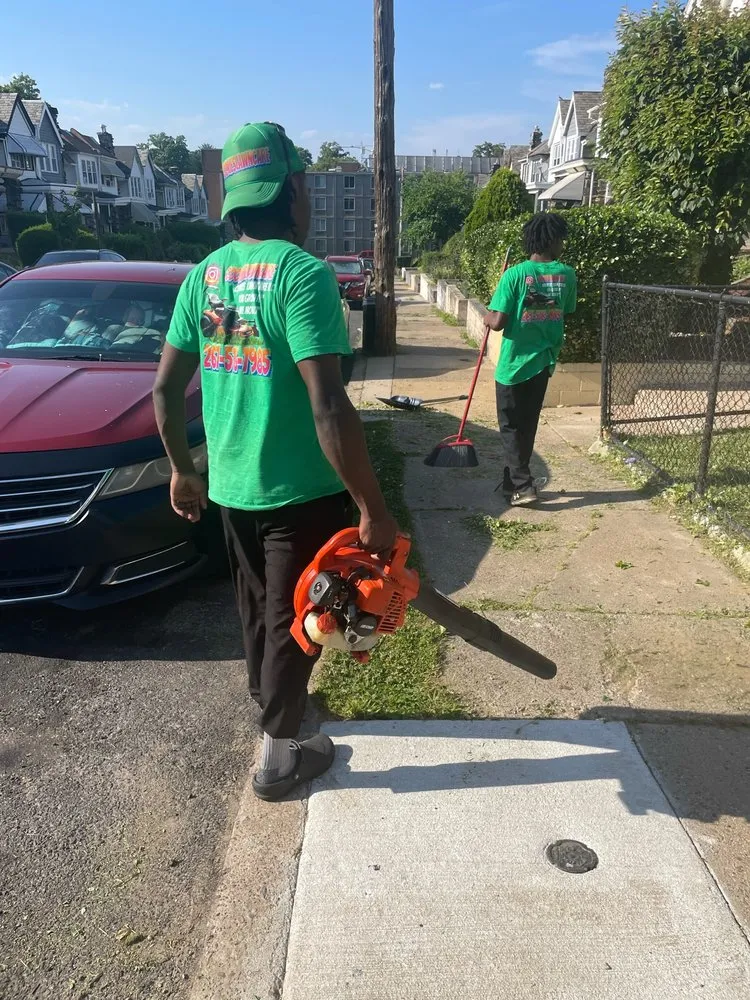 Reliable yard cleanup service for residential properties across Philadelphia, PA - Cookies Lawncare
