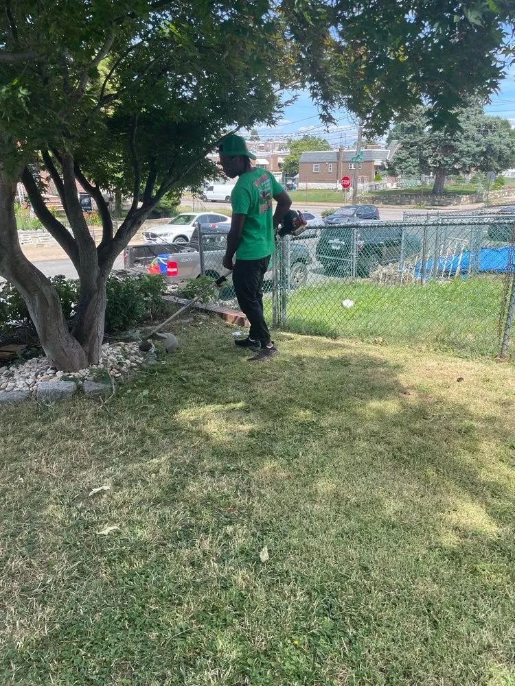 Top-rated residential landscaping in Philadelphia, PA by Cookies Lawncare