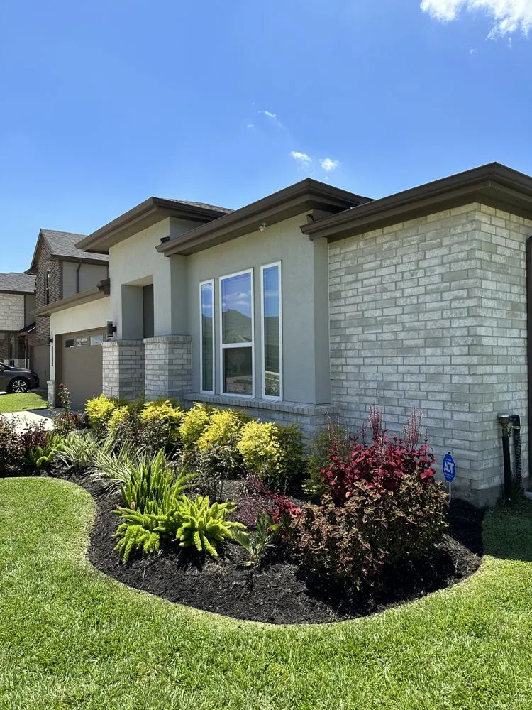 Affordable garden landscaping experts serving Katy, TX - Cook’s Cuts