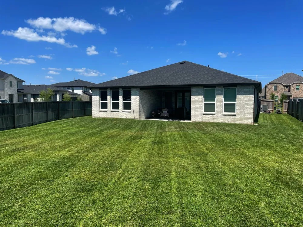 Affordable yard cleanup service for homes across Katy, TX - Cook’s Cuts