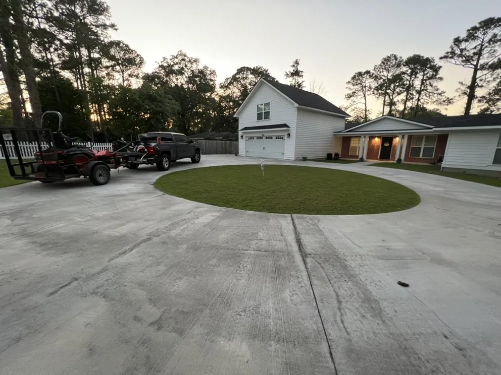 Reliable yard cleanup service in Valdosta, GA - Cooks lawn service