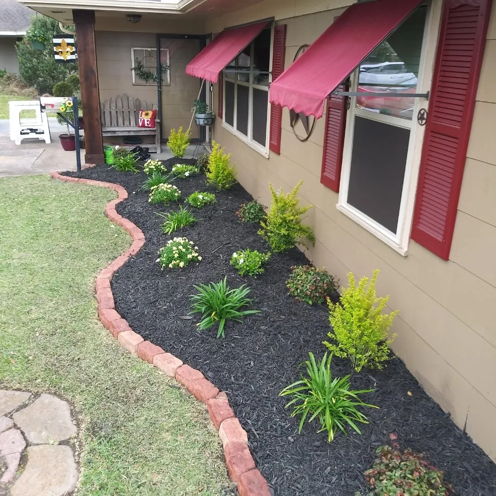 Local yard maintenance in Nederland, TX by Cook's Nursery Nederland