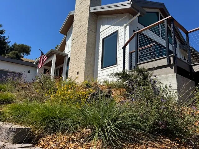 Professional landscape design in Santa Cruz, CA by Cool Earth Landscapes