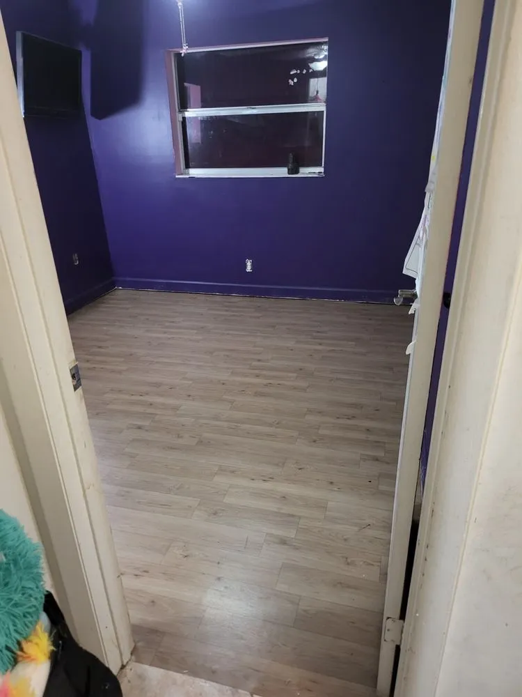 Professional yard maintenance experts serving Hollywood, FL - Cool Guys Services