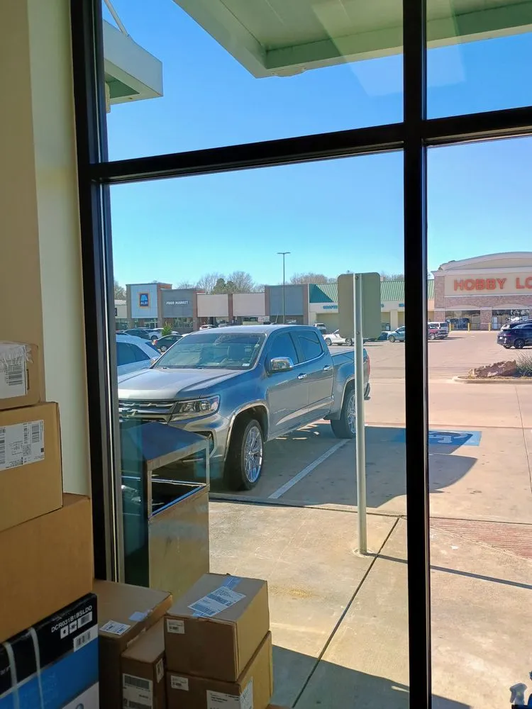 Expert yard cleanup service experts serving Paris, TX - Cooper Janitorial Service