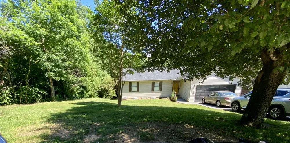 Affordable yard maintenance for residential properties in Maryville, TN by Cooper Lawn Care