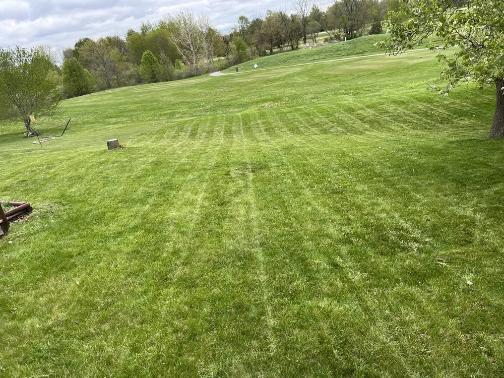 Custom yard maintenance in Atlanta, IN by Cooper Lawncare Maintenance