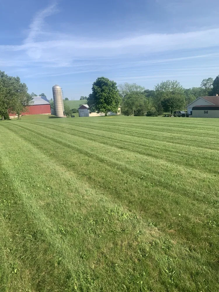 Top-rated yard cleanup service for year-round maintenance in Womelsdorf, PA by Cooper’s Lawn And Landscape