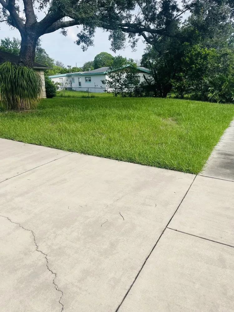 Local garden landscaping in Orange City, FL - Coopers Lawn Care