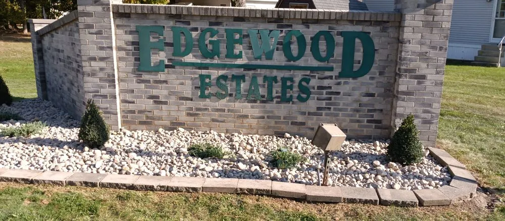 Affordable outdoor landscaping in Fort Wayne, IN - Coops-Touch