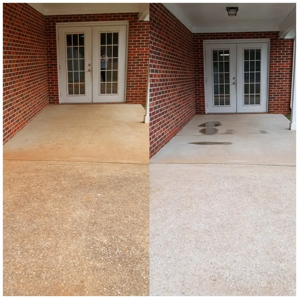 Expert garden landscaping in Anniston, AL - Copeland's Pristine Pressure Washing