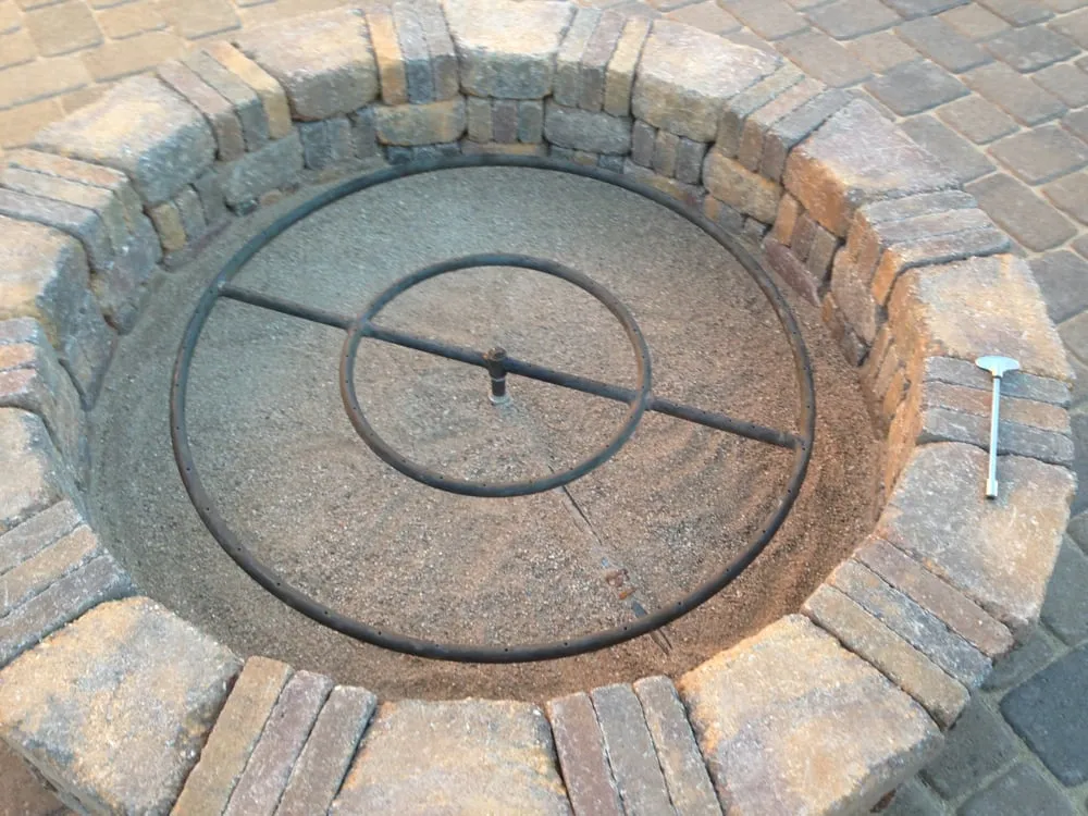 Local yard cleanup service for homes in Queen Creek, AZ by Copper Canyon Complete Care