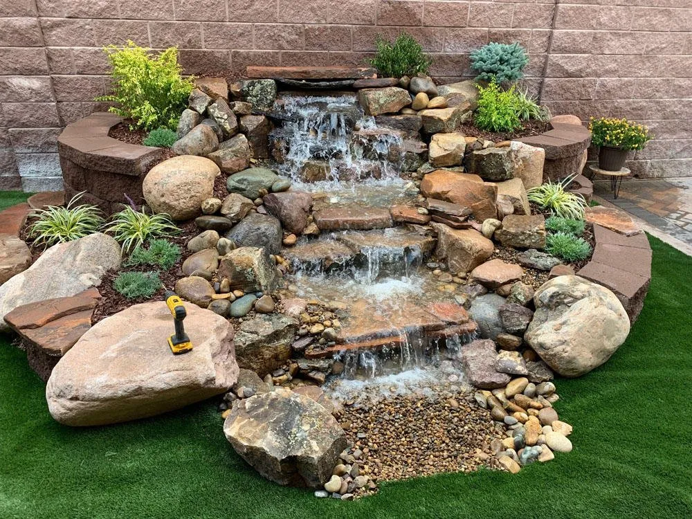 Professional lawn mowing service in Farmington, NM by Copper Creek Landscape