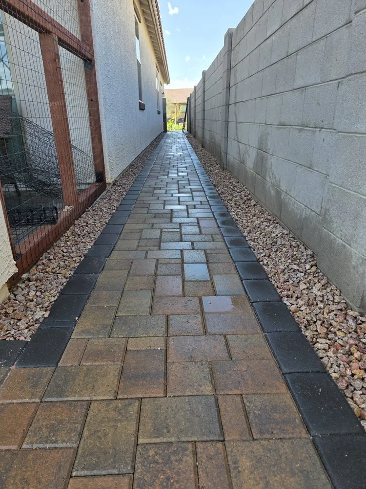 Custom residential landscaping experts serving Tolleson, AZ - Copper State Grading & Hardscape