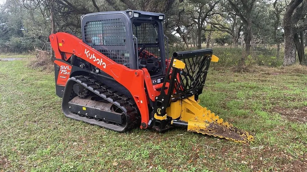 Affordable yard cleanup service near you across Yoakum, TX - Copperhead Land Solutions