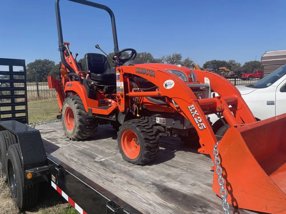Trusted yard cleanup service for beautiful yards in Yoakum, TX by Copperhead Land Solutions
