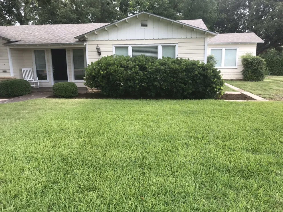 Affordable landscaping services experts serving San Angelo, TX - Copperhead Lawn Care