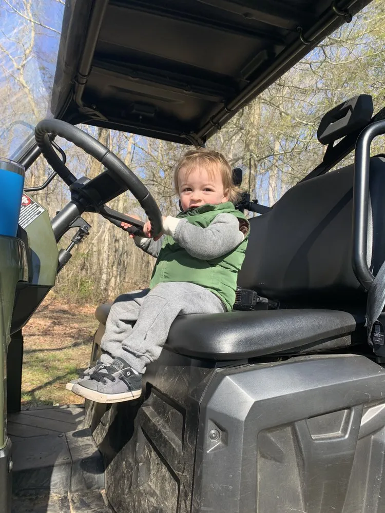 Trusted lawn care service experts serving Charlestown, RI - Coppermyne Farm