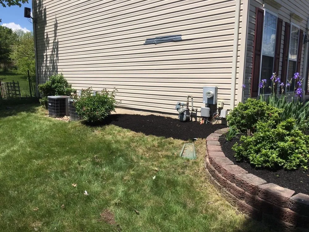 Expert yard maintenance in Norristown, PA - Coqui Lansdcaping